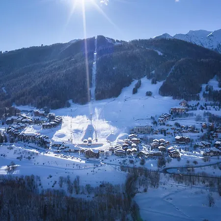 T2 Avec Terrasse, Proche Pistes, Parking Gratuit *